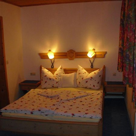 באך Ferienhaus Lechtaler Alpen מראה חיצוני תמונה